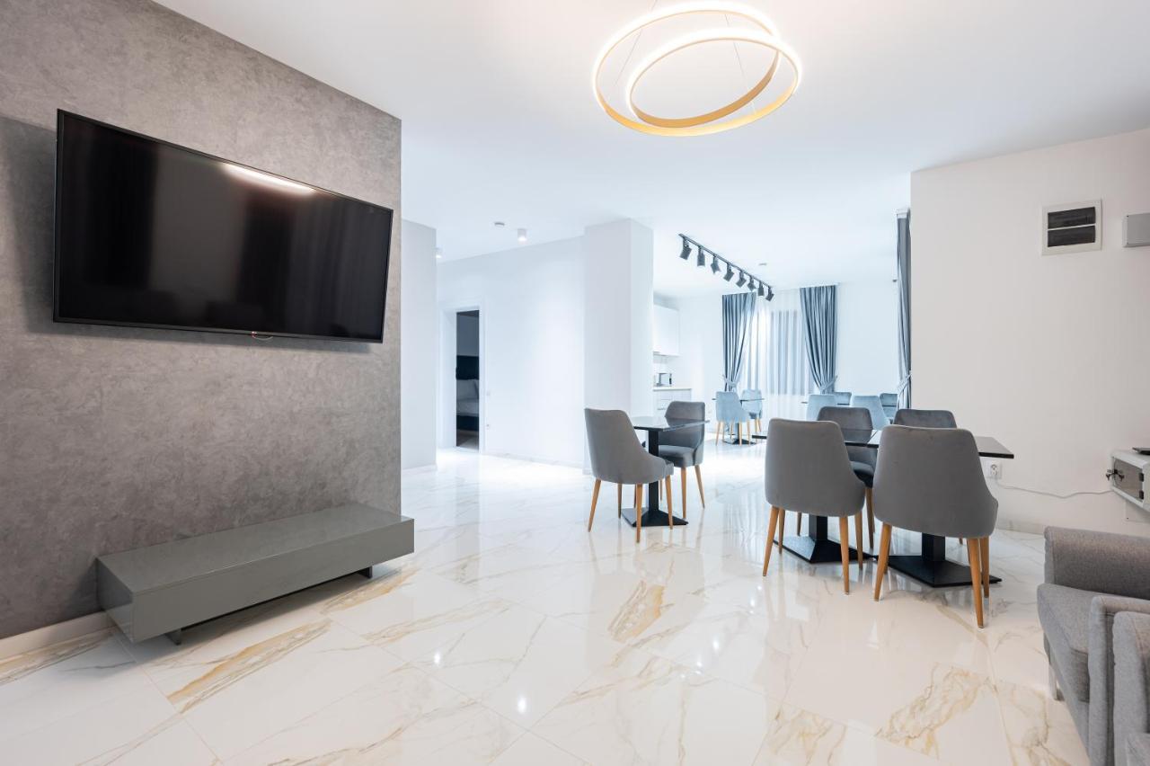 Klia Hotell Sînmartin Exteriör bild