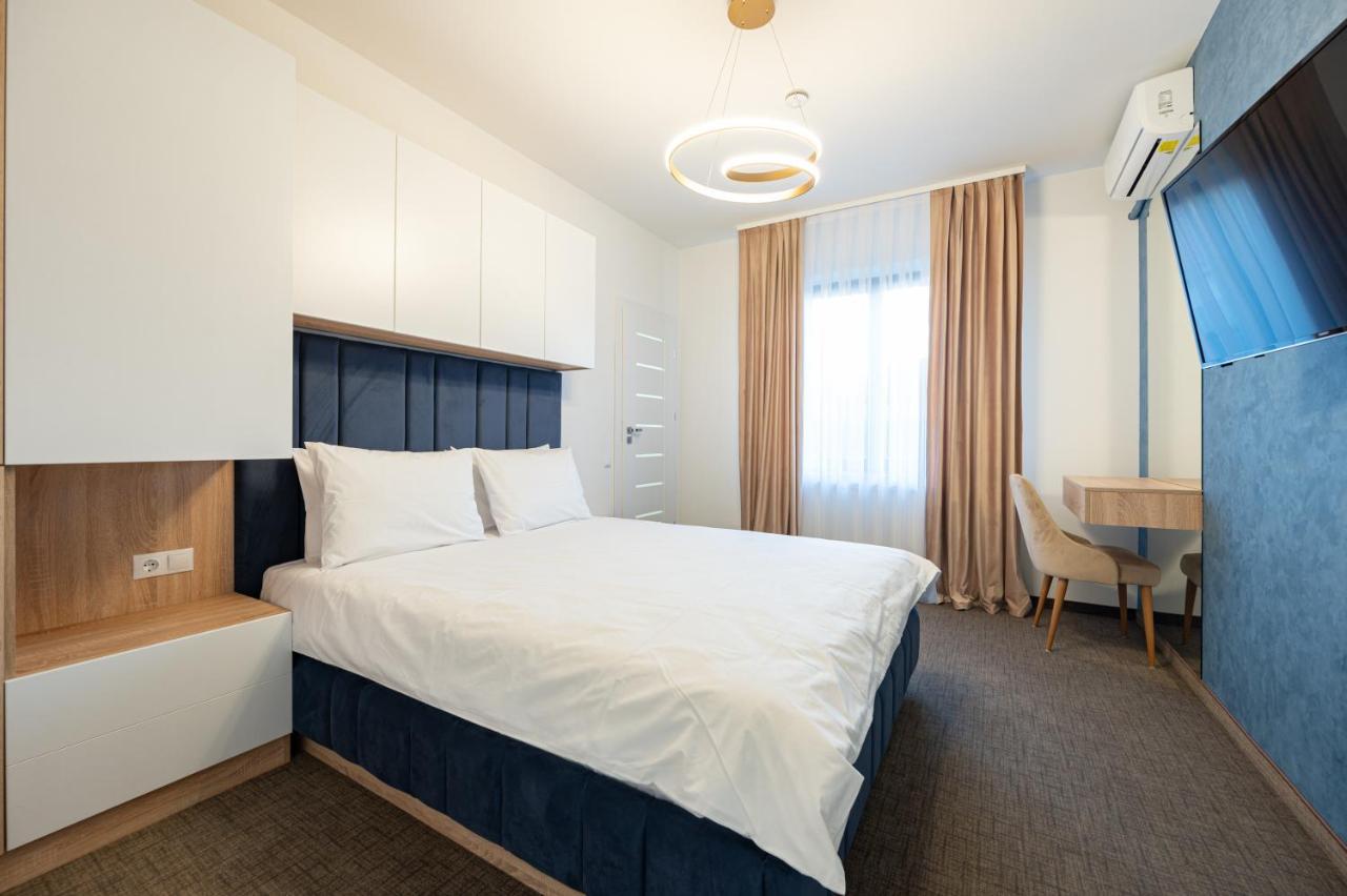Klia Hotell Sînmartin Exteriör bild