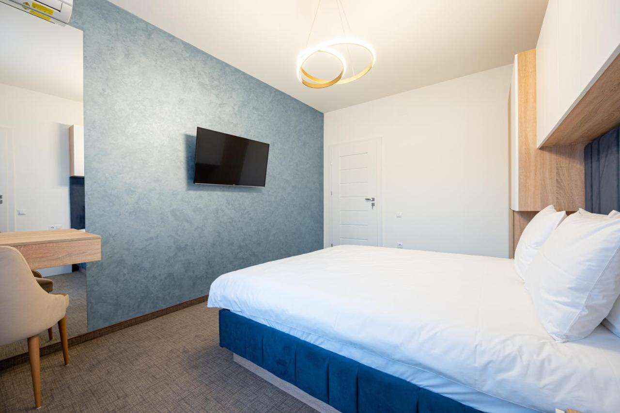 Klia Hotell Sînmartin Exteriör bild